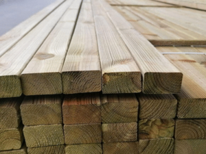 LAMBOURDES PIN NORD AUTOCLAVE CL4 47X70 RABOTEE VERT Lg 5.10ML botte de 4 p 2,8ML/M² A 40